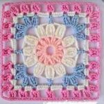 Crochet Square with Flower Pattern