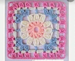 Crochet Square with Flower Pattern