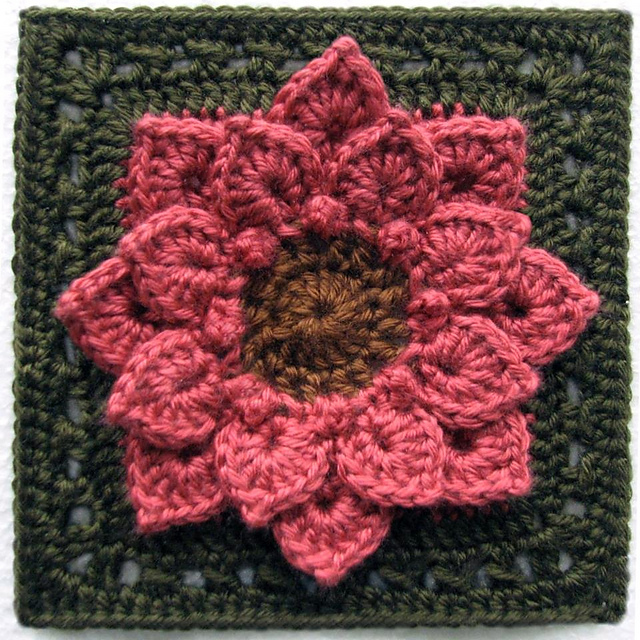 Crocodile Stitch Dahlia Afghan Block Pattern